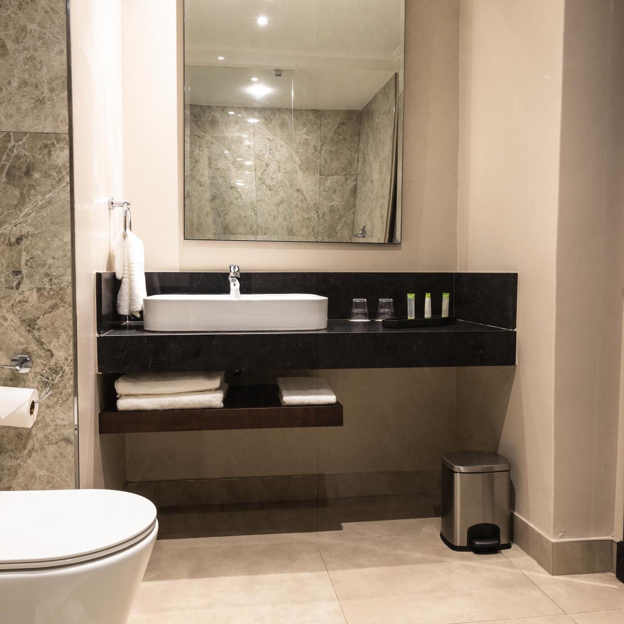 Premier Hotel 4*